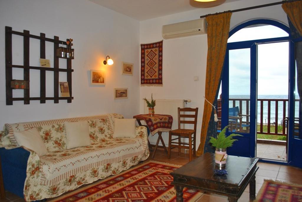 Archondissa Beach Aparthotel Thérma Kültér fotó